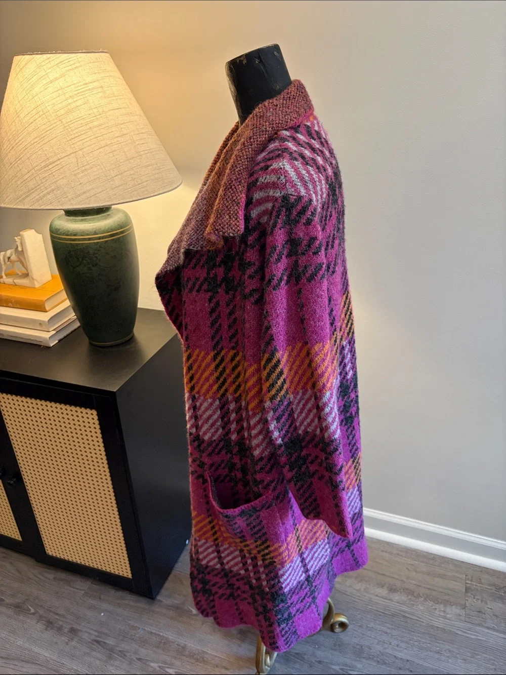 Joseph A. Magenta Plaid Open-Front Longline Cardigan M Fall Fireside Cabin Lodge
